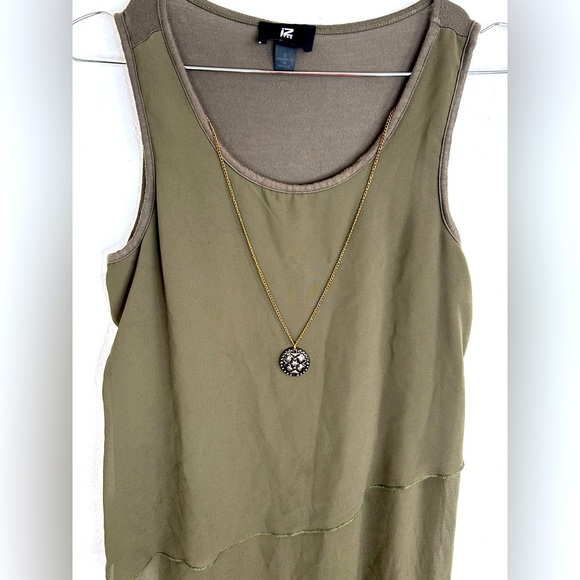 iZByer Women Olive Green Sleeveless High-Low Tank Top Blouse Small Flowy Layered - Picture 4 of 8